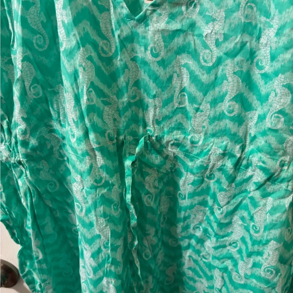 Swim coverup - Picture 4 of 10